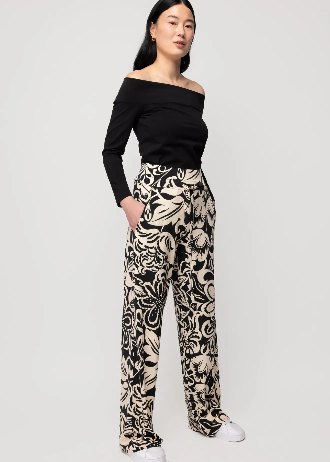 Vanilia Tricot Broek Met Bloemenprint Antique Cotton/Black Fashion