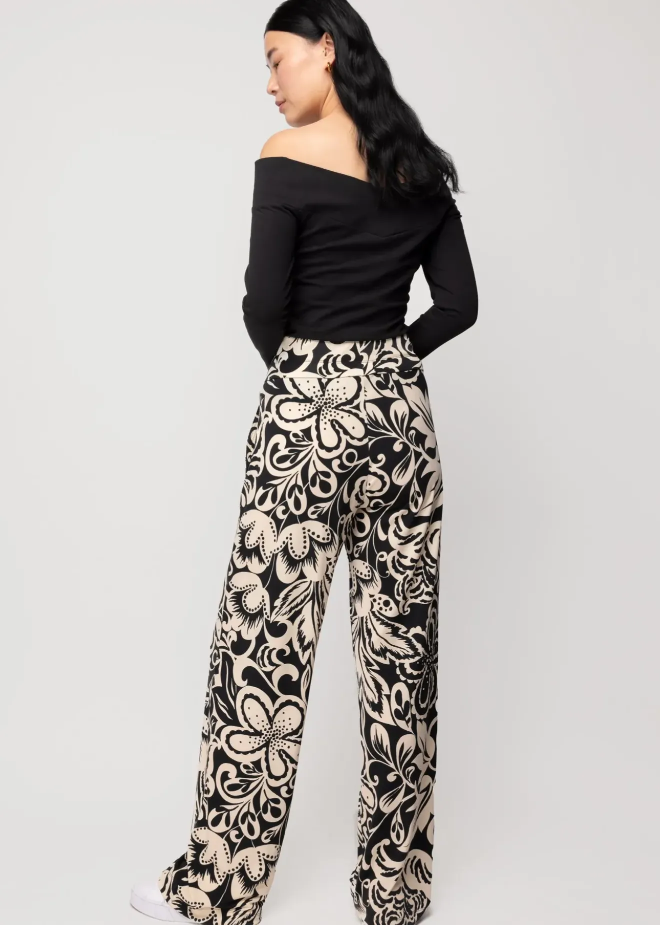 Vanilia Tricot Broek Met Bloemenprint Antique Cotton/Black Fashion