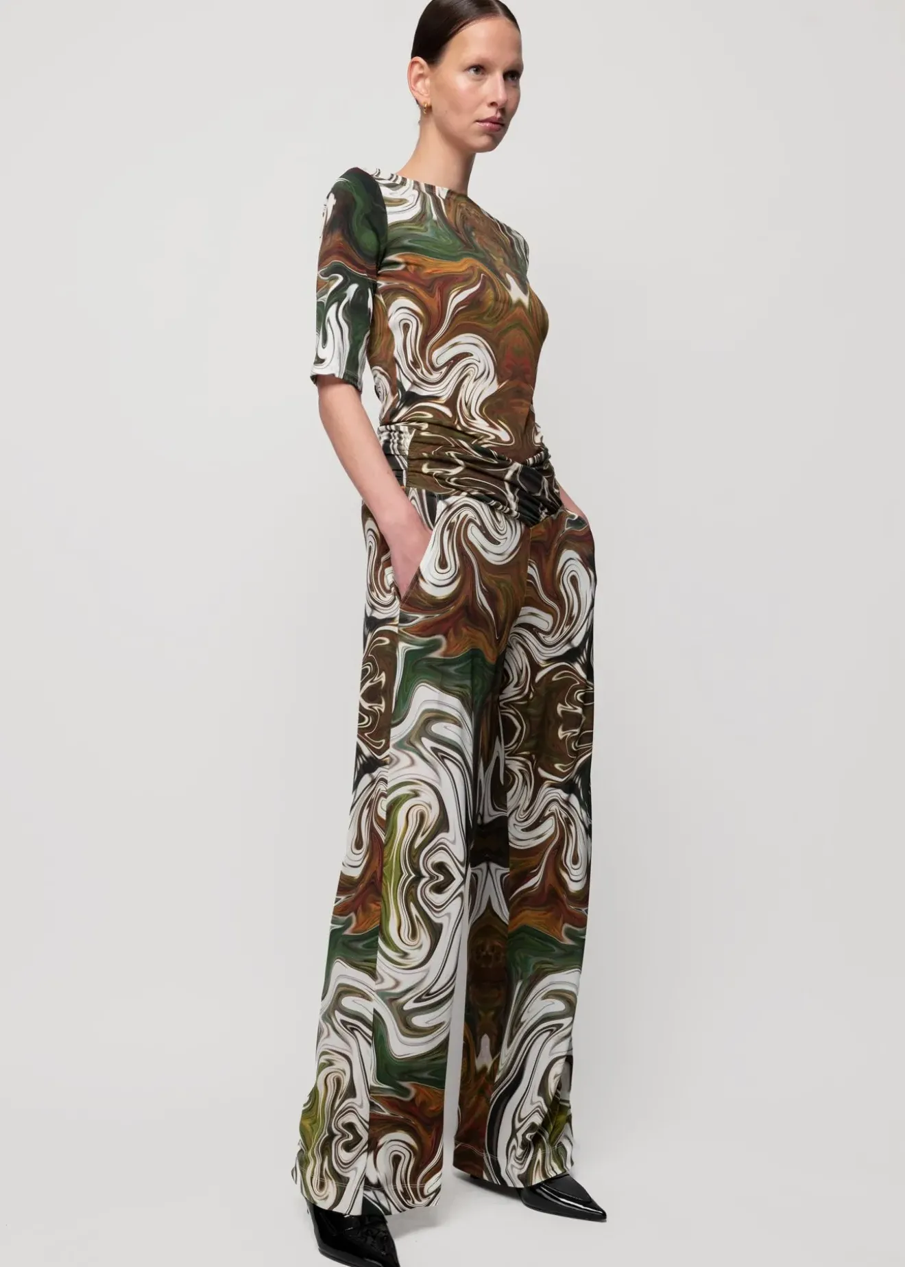Vanilia Tricot Swirl Top Met Boothals Breen/Olive/Linde Sale