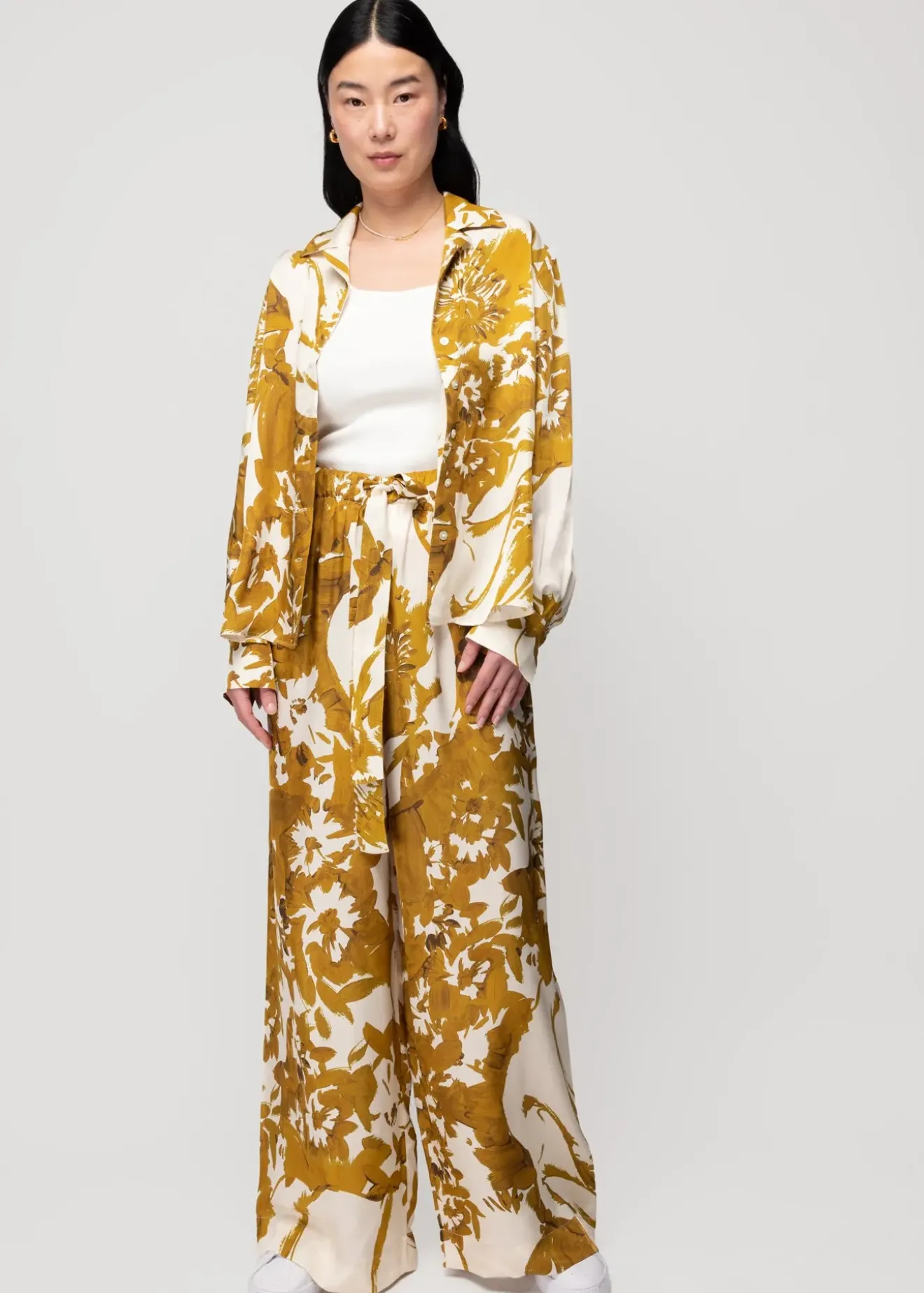 Vanilia Viscose Blouse Met Bloemen Golden Ochre / Crema Online