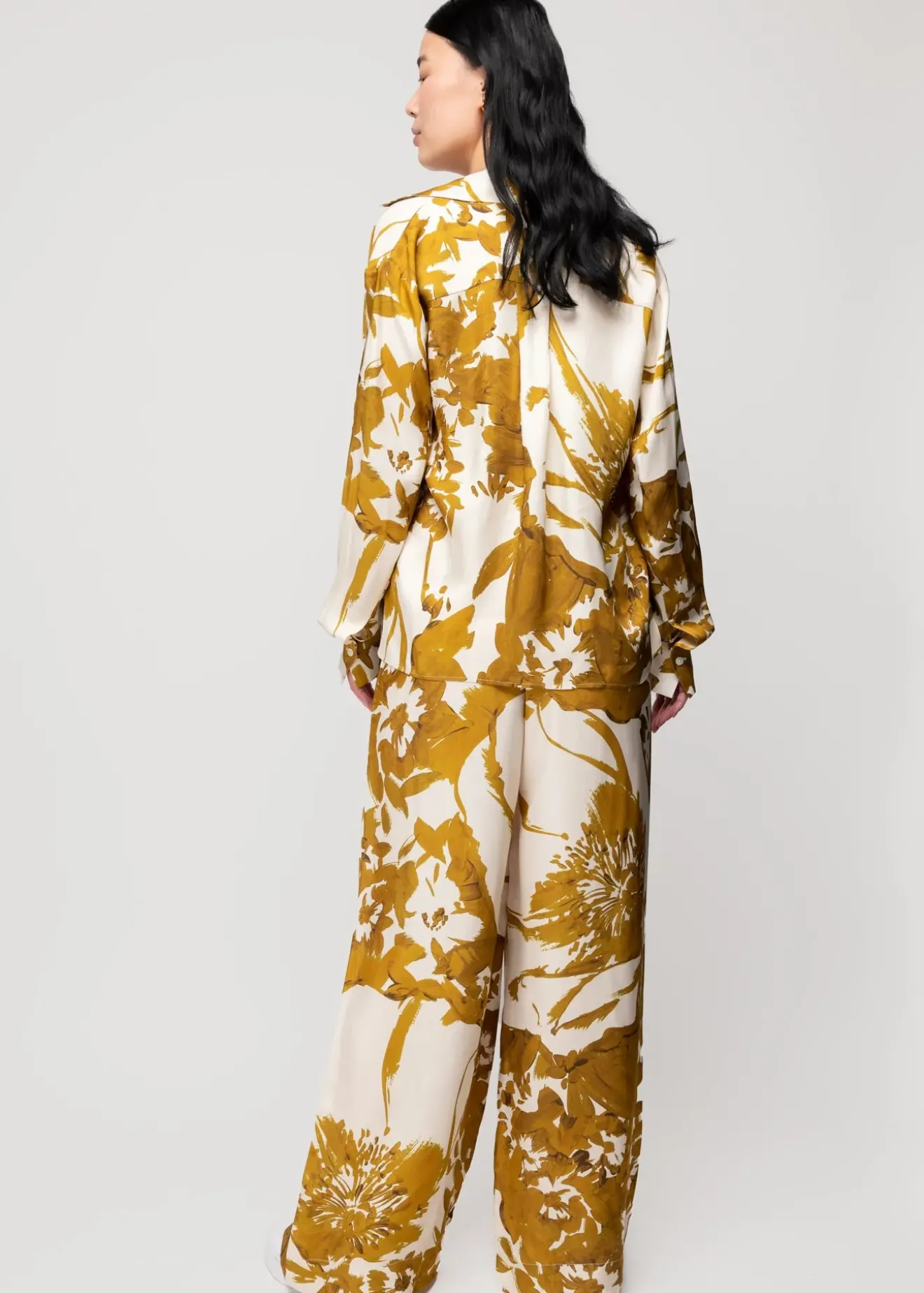Vanilia Viscose Broek Met Bloemen Golden Ochre / Crema Sale