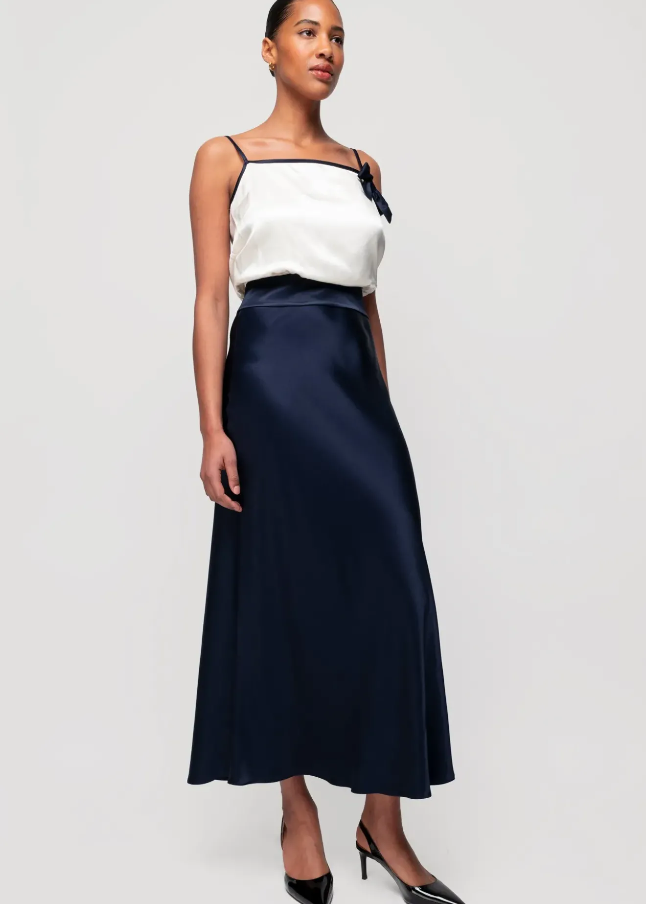 Vanilia Viscose Top Met Strik Whisper White Sale