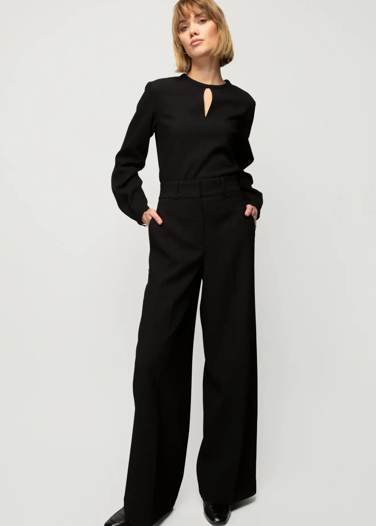 Vanilia Wafel Structuur Pantalon Zwart Online